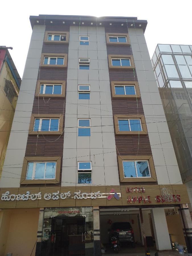 Hotel Apple Suites Bangalore Bagian luar foto