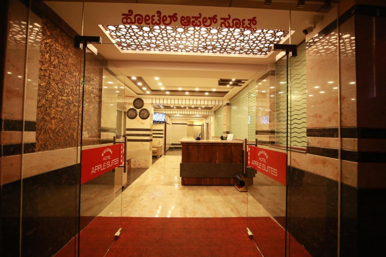 Hotel Apple Suites Bangalore Bagian luar foto